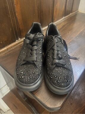 Alexander McQueen Black Crystal Embellished Low-Top Sneakers